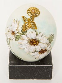 1983 Commemorative Egg