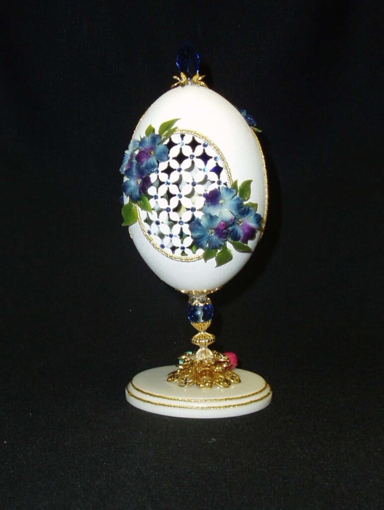 2005 Commemorative Egg - back