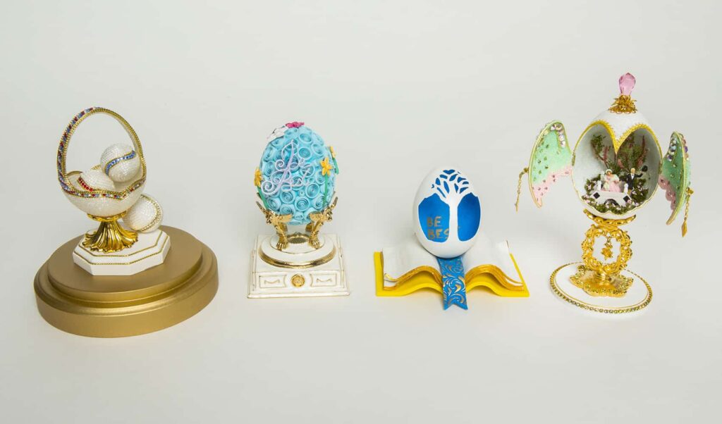 2020 Commemorative egg group