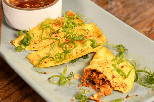 Bacon & egg wontons